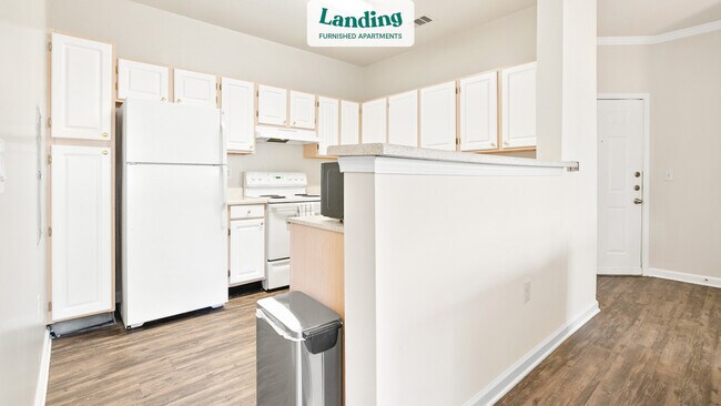 Building Photo - 875 Crowne Forest Ct