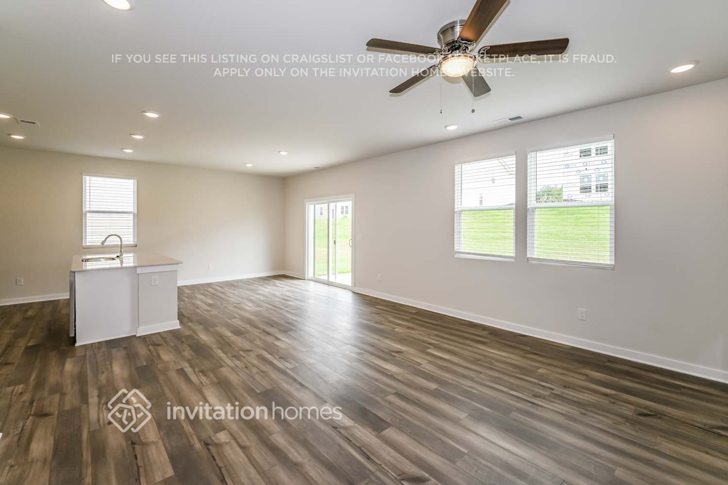 Building Photo - 814 Olde England Dr