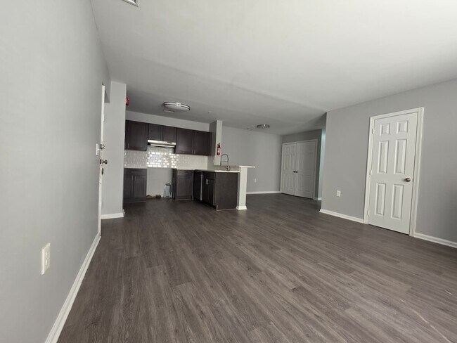Building Photo - 343 N Tatnall St