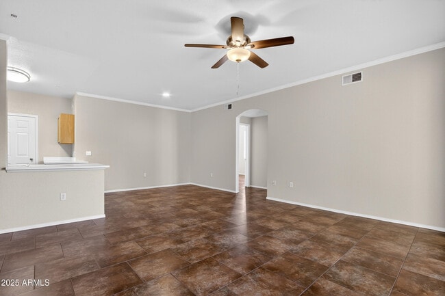 Building Photo - 5401 E Van Buren St