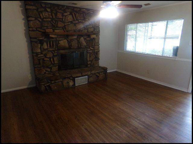 Building Photo - 6904 Dahlia Dr