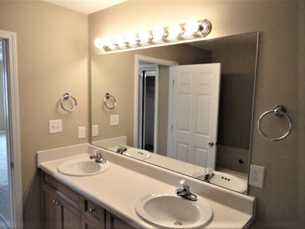 Building Photo - 207 Mayors Ln