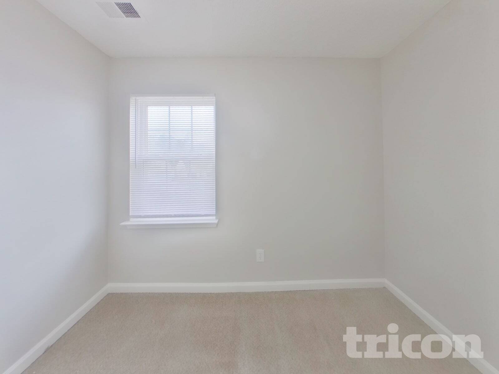 Building Photo - 12724 Deaton Hill Dr