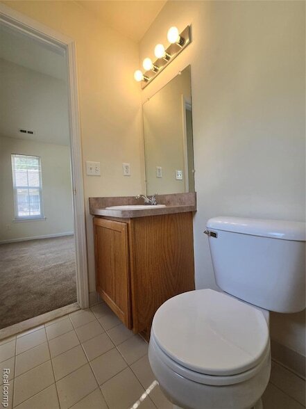 Building Photo - 27640 Hidden Oaks Dr