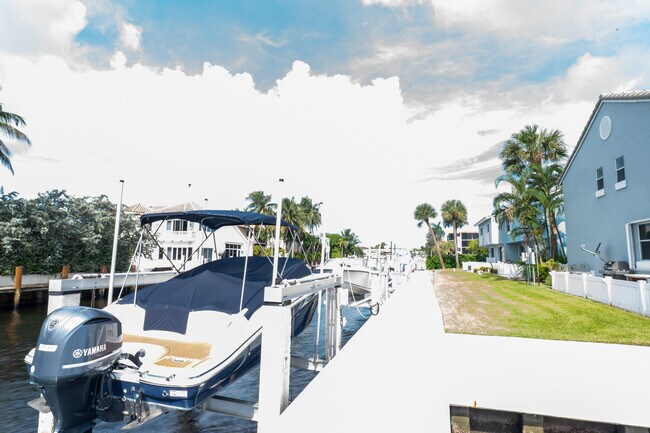 Building Photo - 1088 Jeffery St