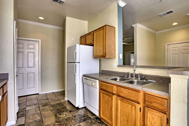 Building Photo - 5620 Fossil Creek Pkwy