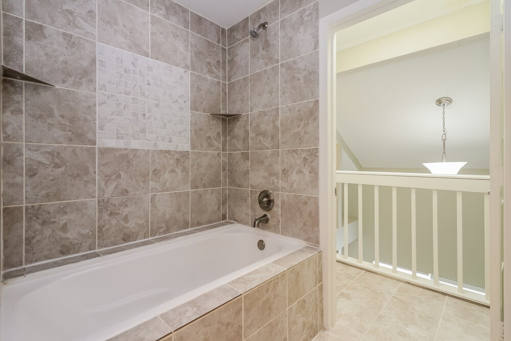 Building Photo - 4627 Green Trail Dr