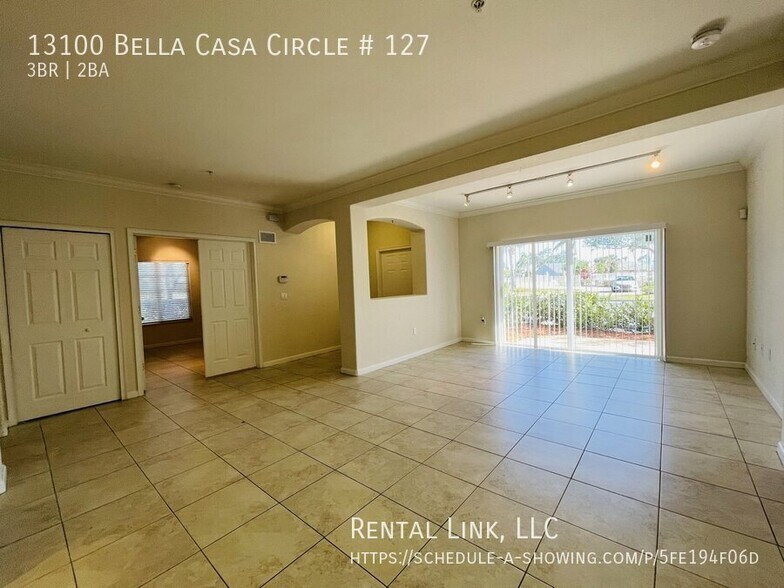Building Photo - 13100 Bella Casa Cir