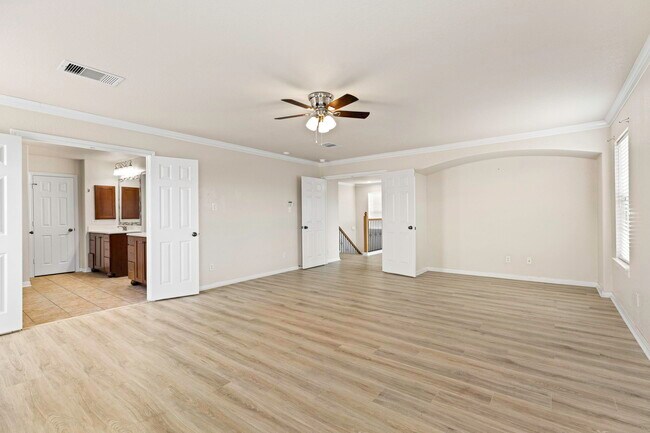 Building Photo - 1507 Saddle Blanket