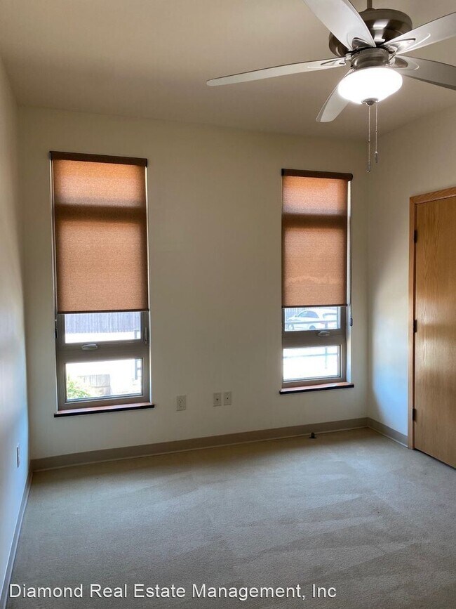 Building Photo - 1 br, 1 bath Apartment - 1000 SUNSET 1000 ...