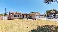 Building Photo - 13922 Heidi St