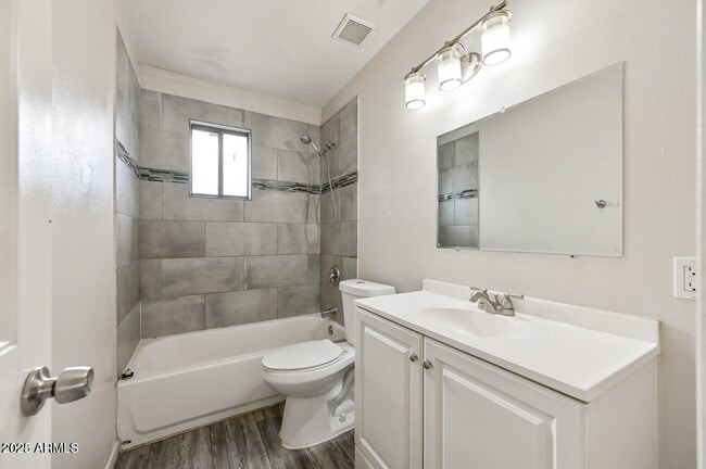 Building Photo - 1744 W Glendale Ave