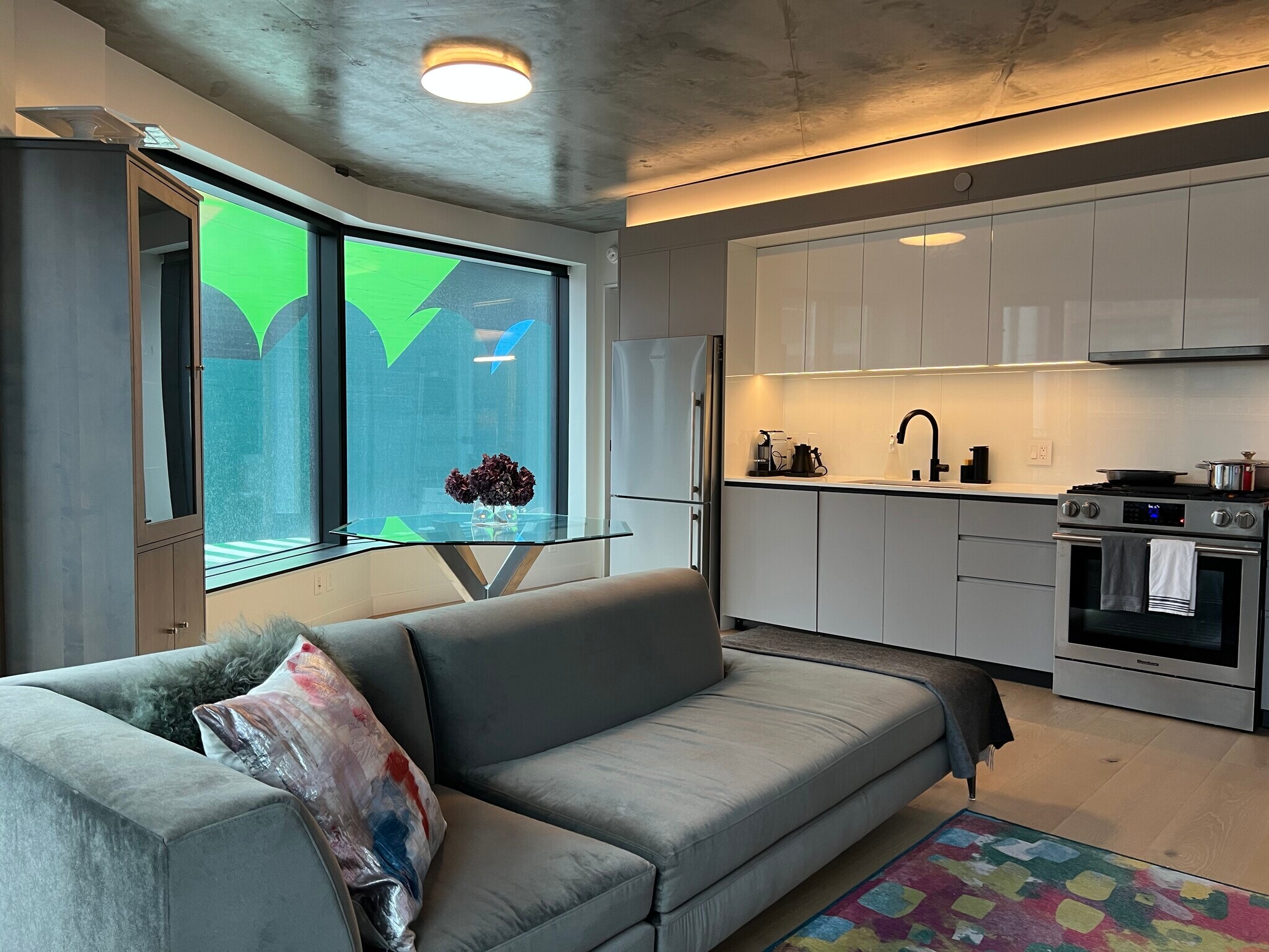 Building Photo - 960 Market St