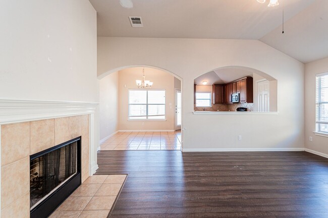 Building Photo - 4505 Hees Ct