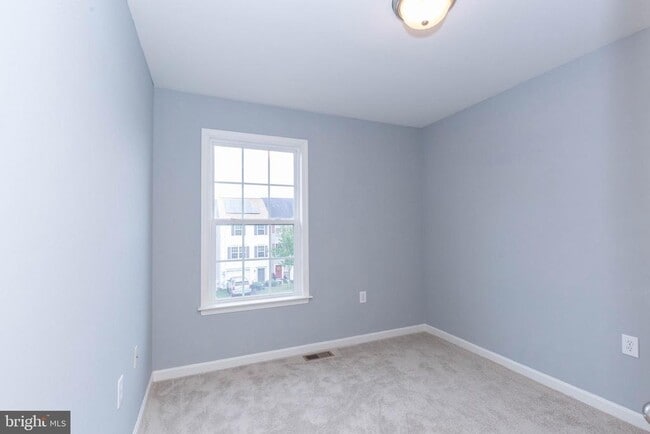 Building Photo - 228 Morlatt Ln