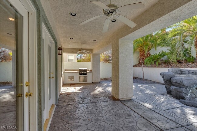 Building Photo - 63 Cascade Lake St