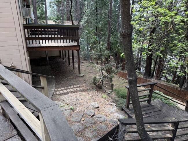 Building Photo - Charming 2-Bedroom Loft-Style Home in the Heart of Twain Harte