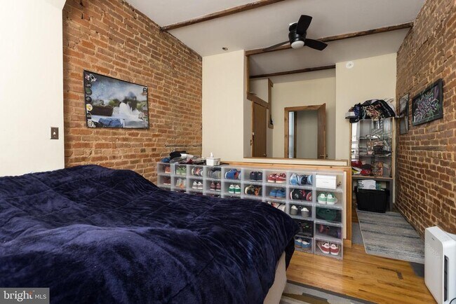 Building Photo - 2929 Miles Ave