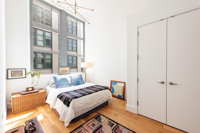 Building Photo - 50 Dey St