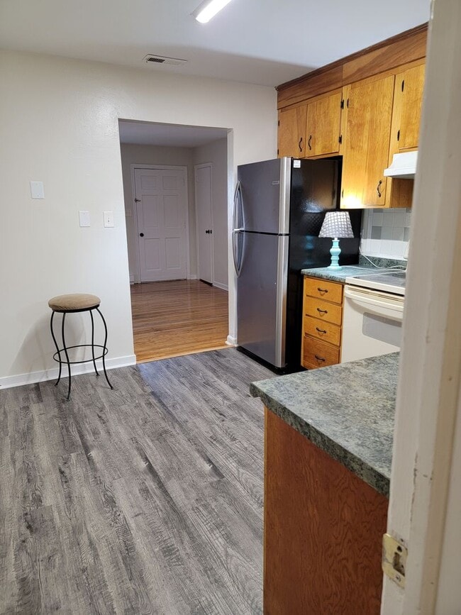 Building Photo - 2 Bedroom 1bath Oceanview/Bayview