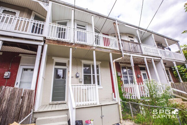 Building Photo - 2010 Susquehanna St
