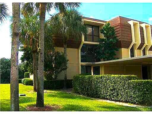 Primary Photo - 5250 Woodland Lakes Dr
