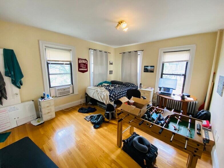Primary Photo - 48 Allston St