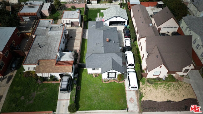 Building Photo - 2223 W 78th Pl