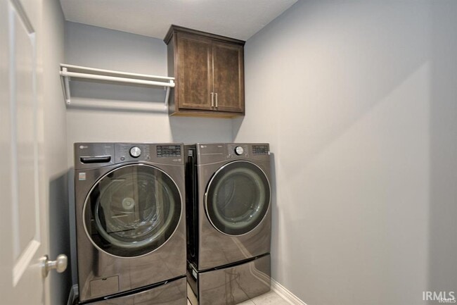 Building Photo - 11134 Ensle Dr