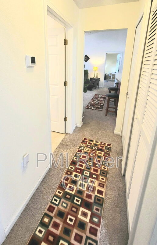 Building Photo - 2132 Sotterley Ln