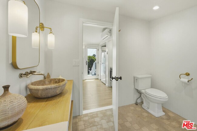 Building Photo - 26723 Latigo Shore Dr