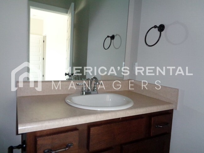 Building Photo - Beautiful Home for Rent in Tuscaloosa... Available to View Now!!!