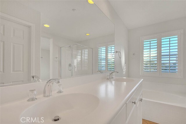 Building Photo - 33810 Willow Haven Ln