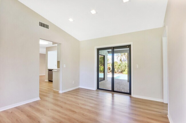 Building Photo - 85 Hickory Hill Rd