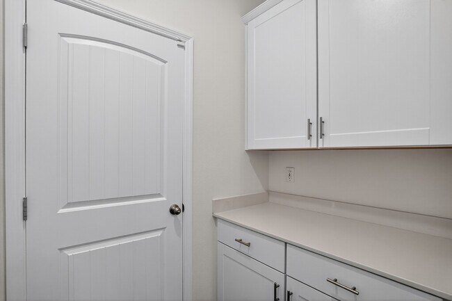 Building Photo - 18034 Cider Ml Ln