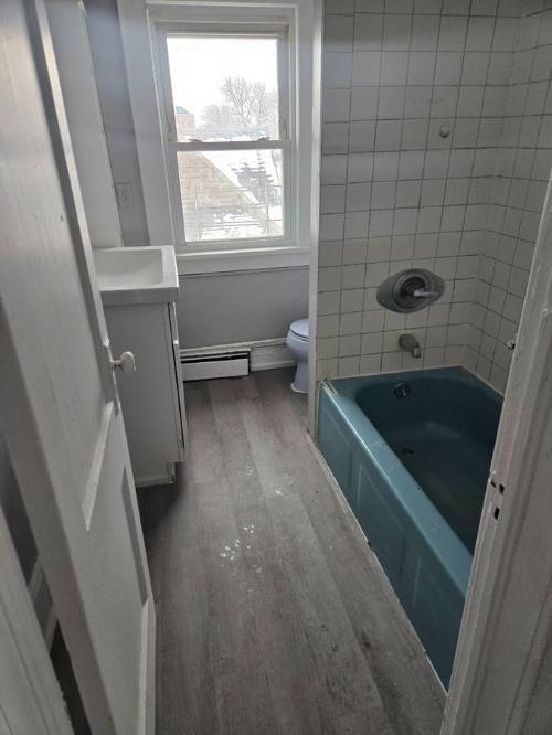 Building Photo - 22 Rutgers St