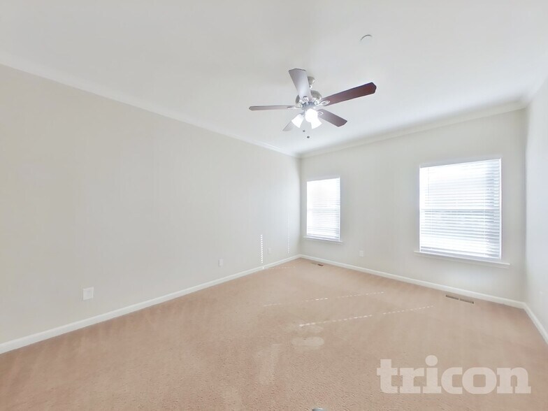 Building Photo - 4620 Van Leer Ct