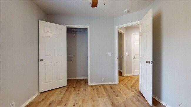 Building Photo - 1103 Sun Prairie Dr