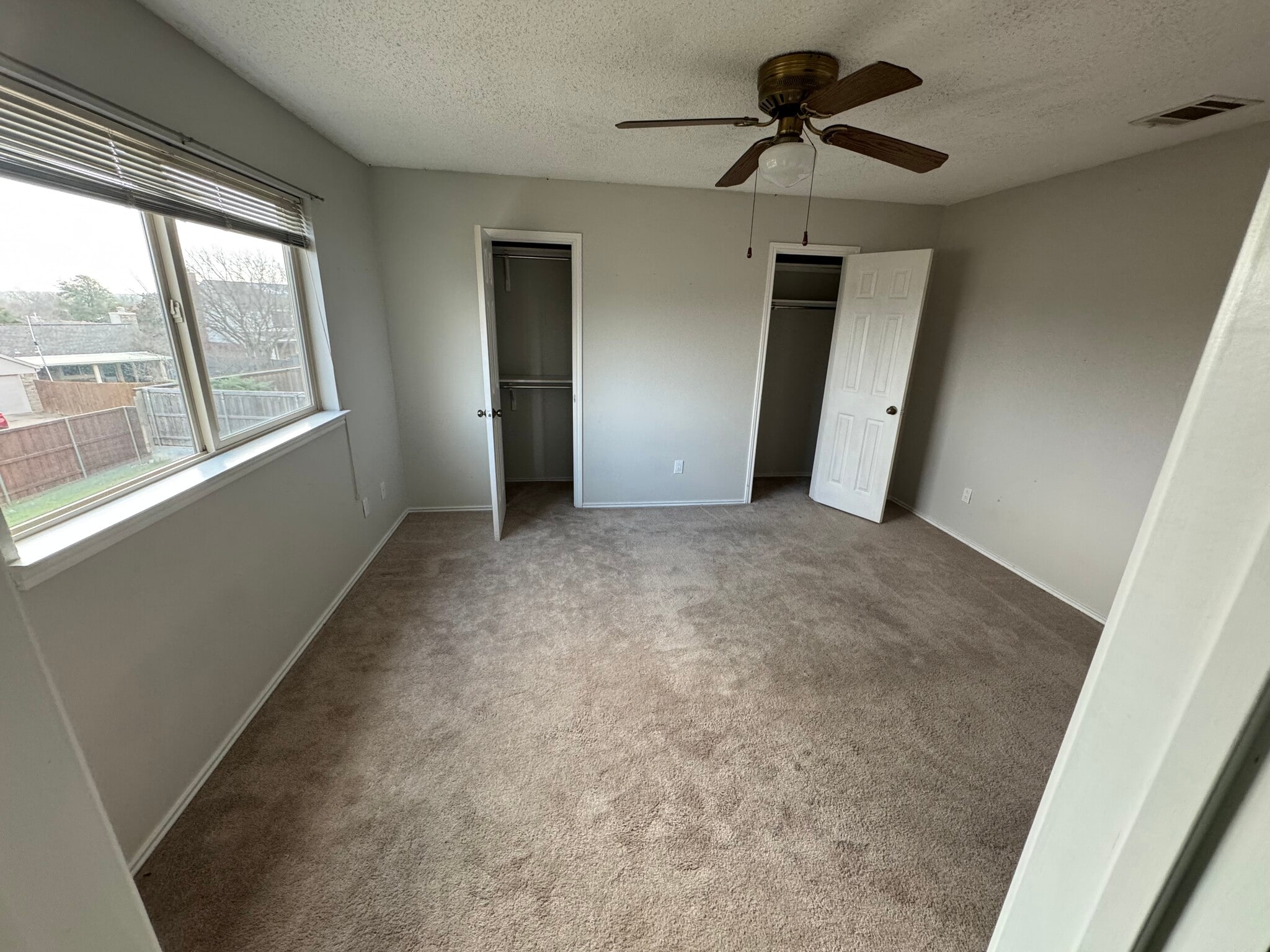 Double closets in bedrooms - 3905 Picato Dr