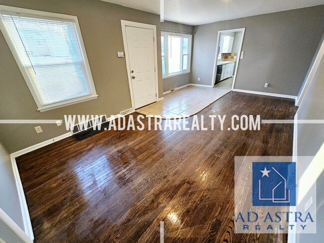 Building Photo - Nice 3 Bed 1 Bath Home in Raytown-Availabl...