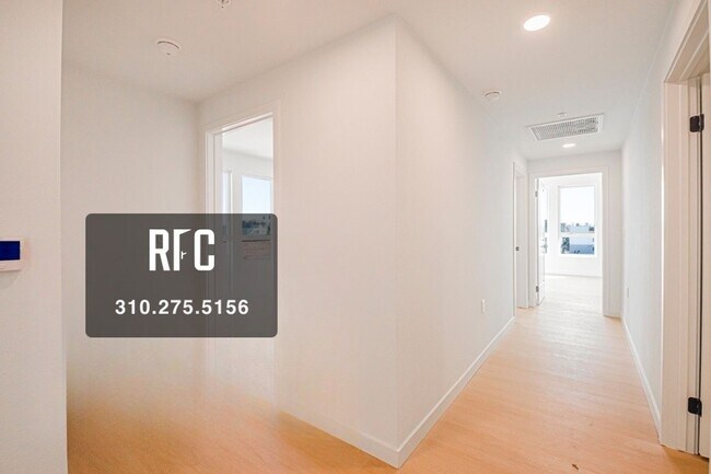 Building Photo - Welcome to the Gramercy