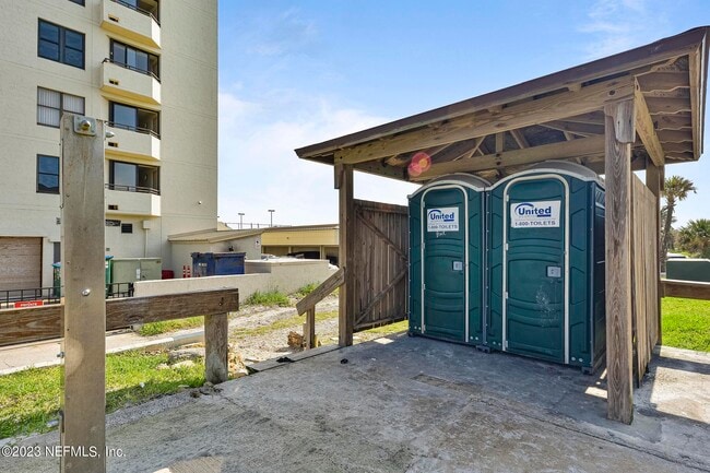 Building Photo - 187 19th St N