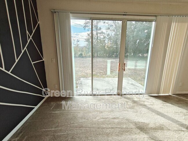 Building Photo - 5138 Sawmill Pt Wy