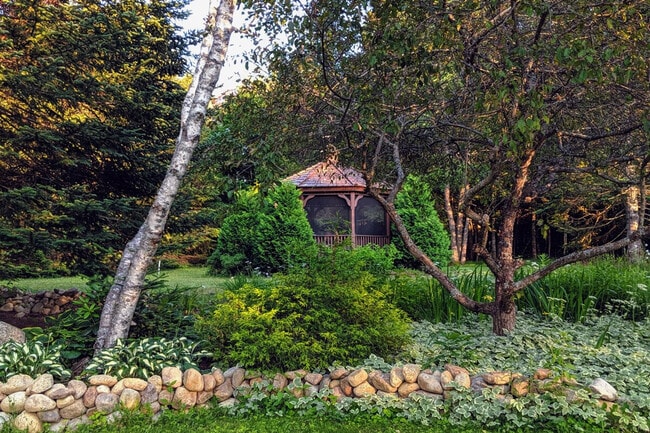 Building Photo - 140 Paquette Cir