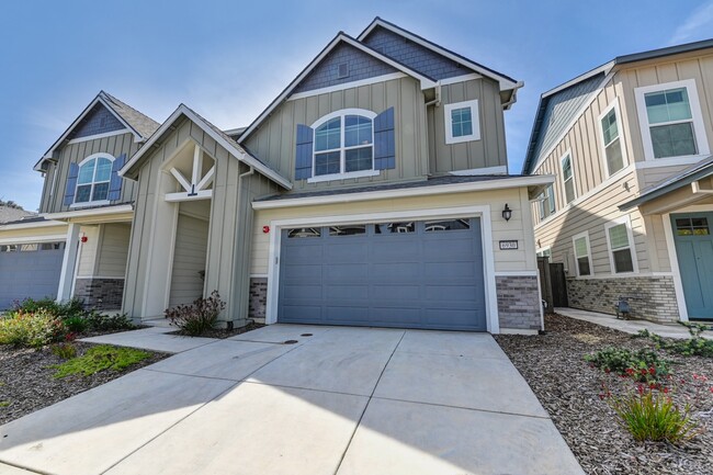 Building Photo - 6930 Peak Way