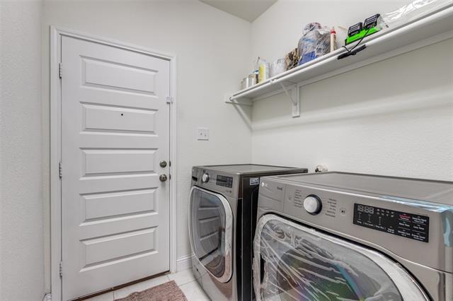Building Photo - 3740 Highland Bayou Dr