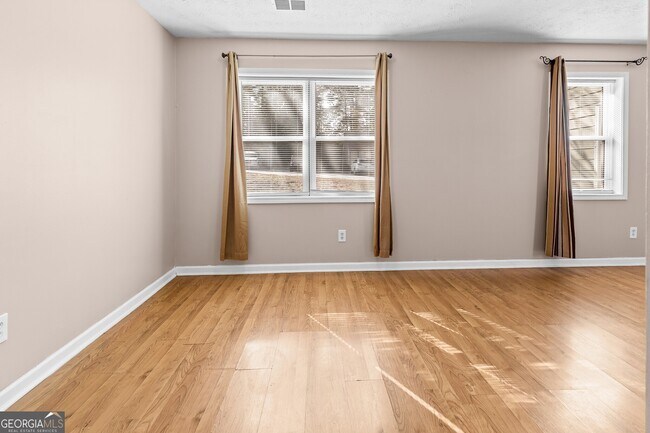 Building Photo - 236 Mateo Walk