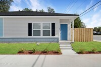 Building Photo - 6703 Bakersfield Dr