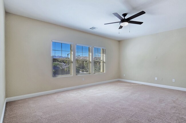 Building Photo - 10667 Harvest Green Way