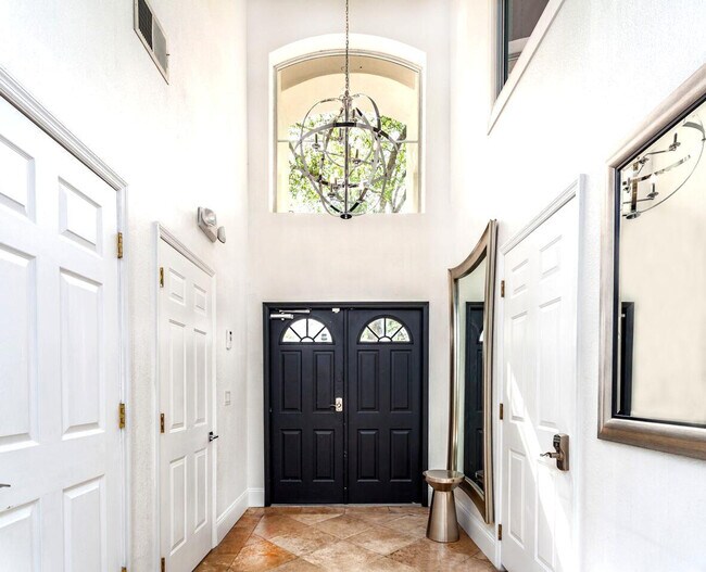 Building Photo - 1145 Troon Cir